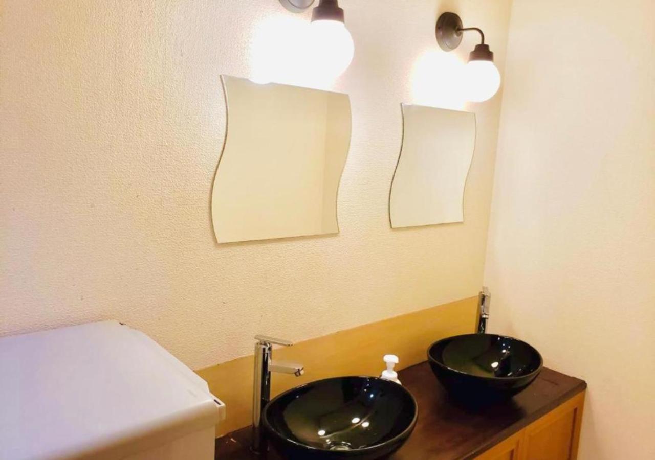 Santana Guest House Osaka Exterior photo